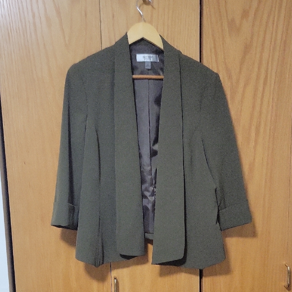 Jones Studio Green Blazer Modern Cut Structured Shoulders